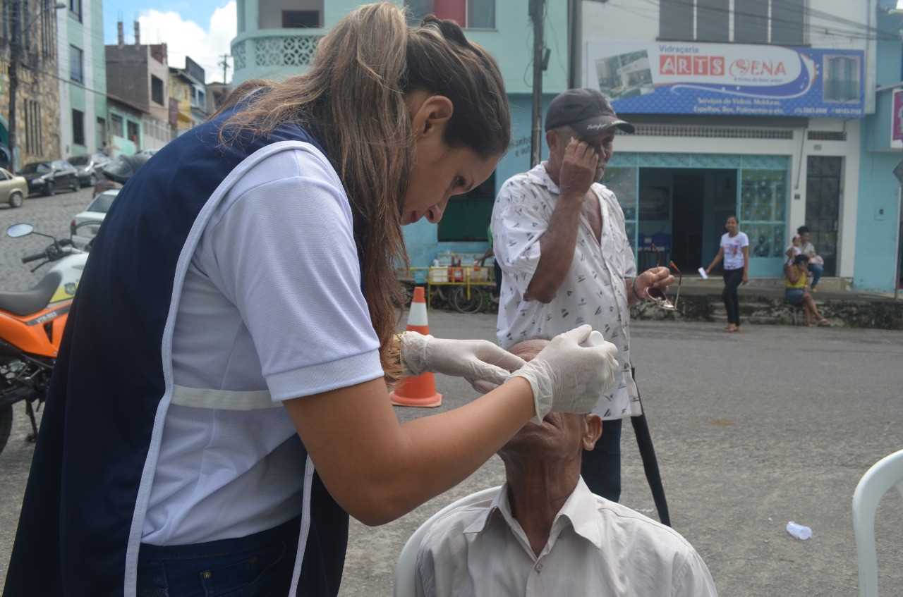 Mutirão de Catarata atende quase 450 pessoas em Camacã